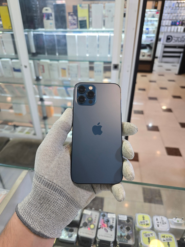 گوشی موبایل اپل iPhone 12 Pro حافظه 256 گیگ آبی پارت نامبر zaa کارکرده | رجیستر شده | سلامت باتری 74% استوک