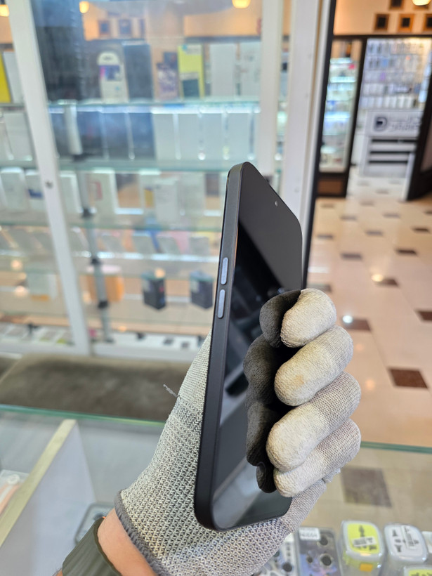 گوشی موبایل Nothing Phone (2a) 256 گیگ رم 12 | مشکی | کارکرده | خط و خش سطحی و جزئی