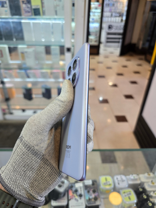 شیائومی Redmi Note 15 ظرفیت 256 گیگ رم 8 گیگ بنفش ۲ هفته کارکرده