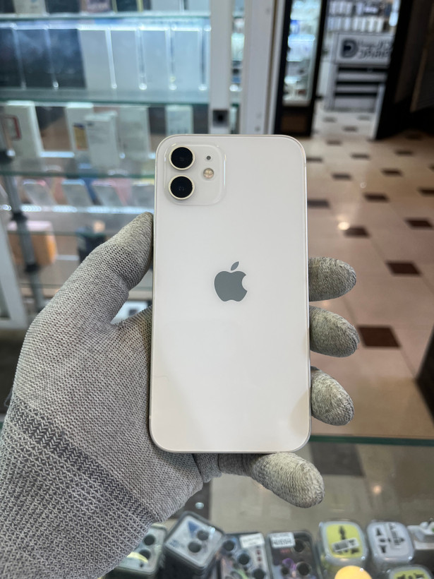گوشی موبایل اپل iPhone 12 128GB | سفید | کارکرده | باتری 79٪