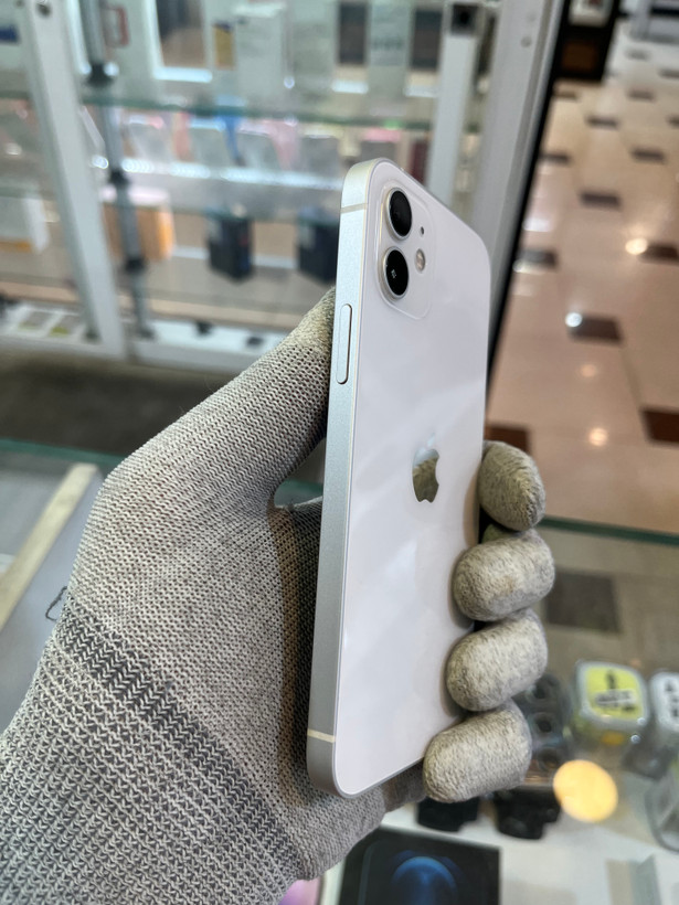 گوشی موبایل اپل iPhone 12 128GB | سفید | کارکرده | باتری 79٪