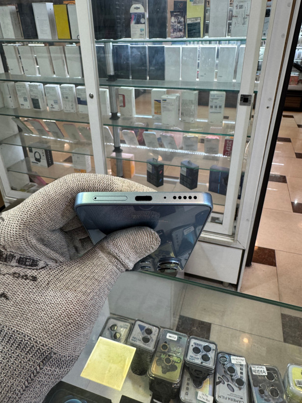 گوشی موبایل شیاومی نوت ۱۳ 4G کارکرده حافظه ۲۵۶ گیگ رم ۸ گیگ