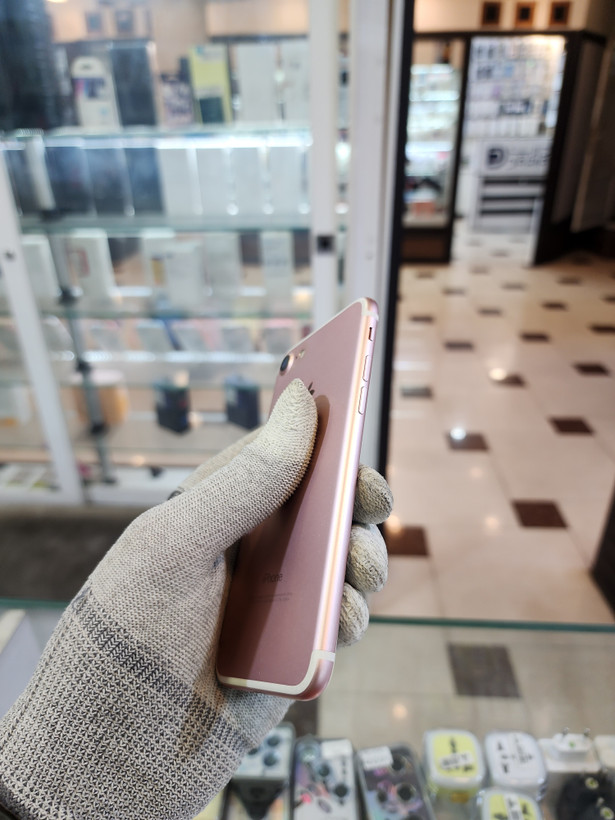 گوشی موبایل اپل iPhone 7 32GB | صورتی | باتری 100٪ | کارکرده