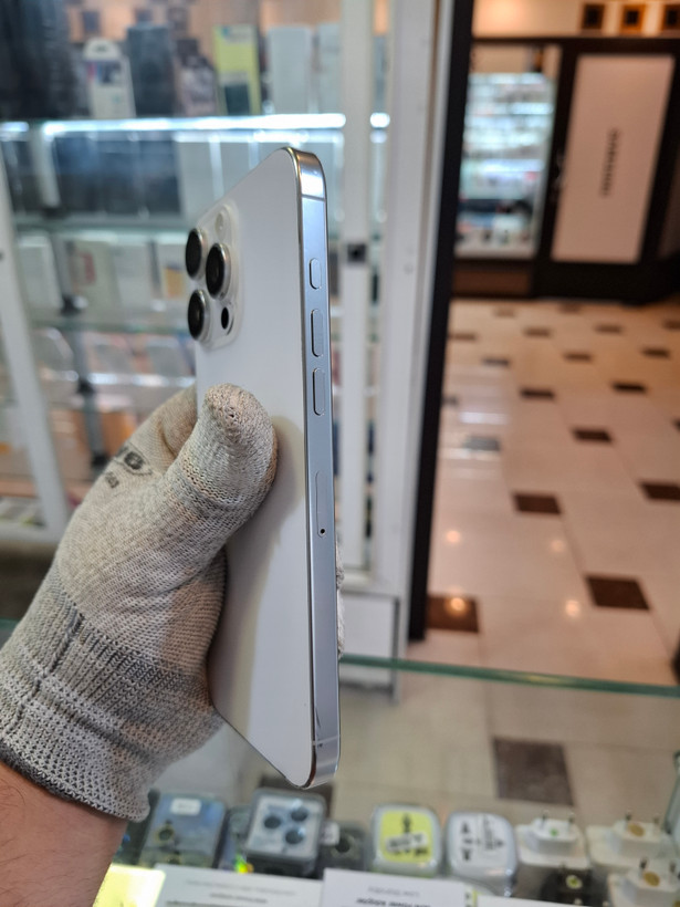 گوشی موبایل اپل iPhone 16 Pro Max 256GB | تیتانیوم سفید | ZAA | رجیستر شده | باتری 92٪ | کارکرده