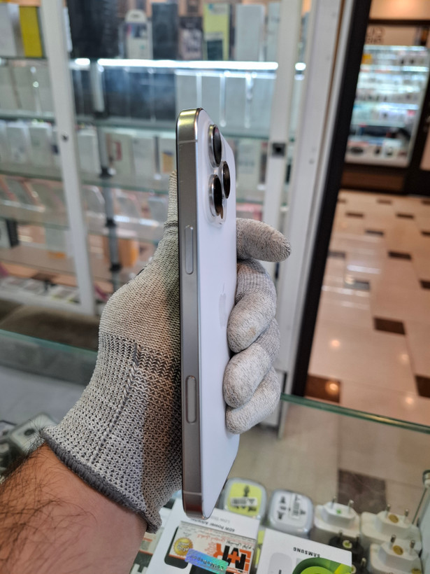 گوشی موبایل اپل iPhone 16 Pro Max 256GB | تیتانیوم سفید | ZAA | رجیستر شده | باتری 92٪ | کارکرده
